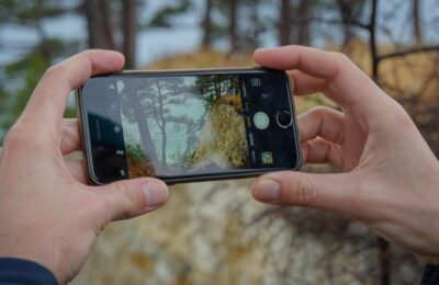 Why Your Mobile Phone Might Be Better than a Professional Camera
