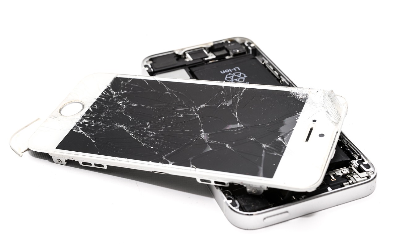 Repair a Cracked Phone Screen